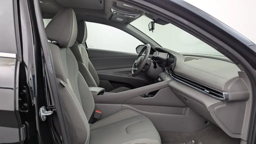 Florida Fine Cars - Used HYUNDAI ELANTRA 2025 MIAMI SEL CONVENIENCE