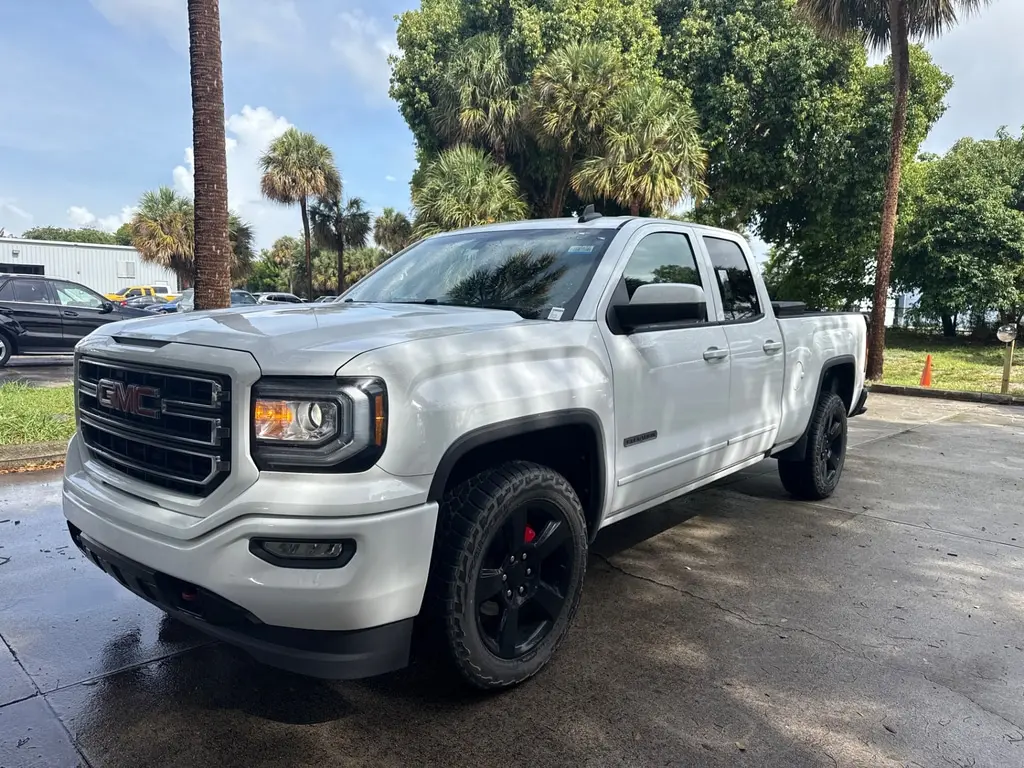 Florida Fine Cars - Used GMC SIERRA 1500 2017 WEST PALM 2WD DOUBLE CAB 143.5"