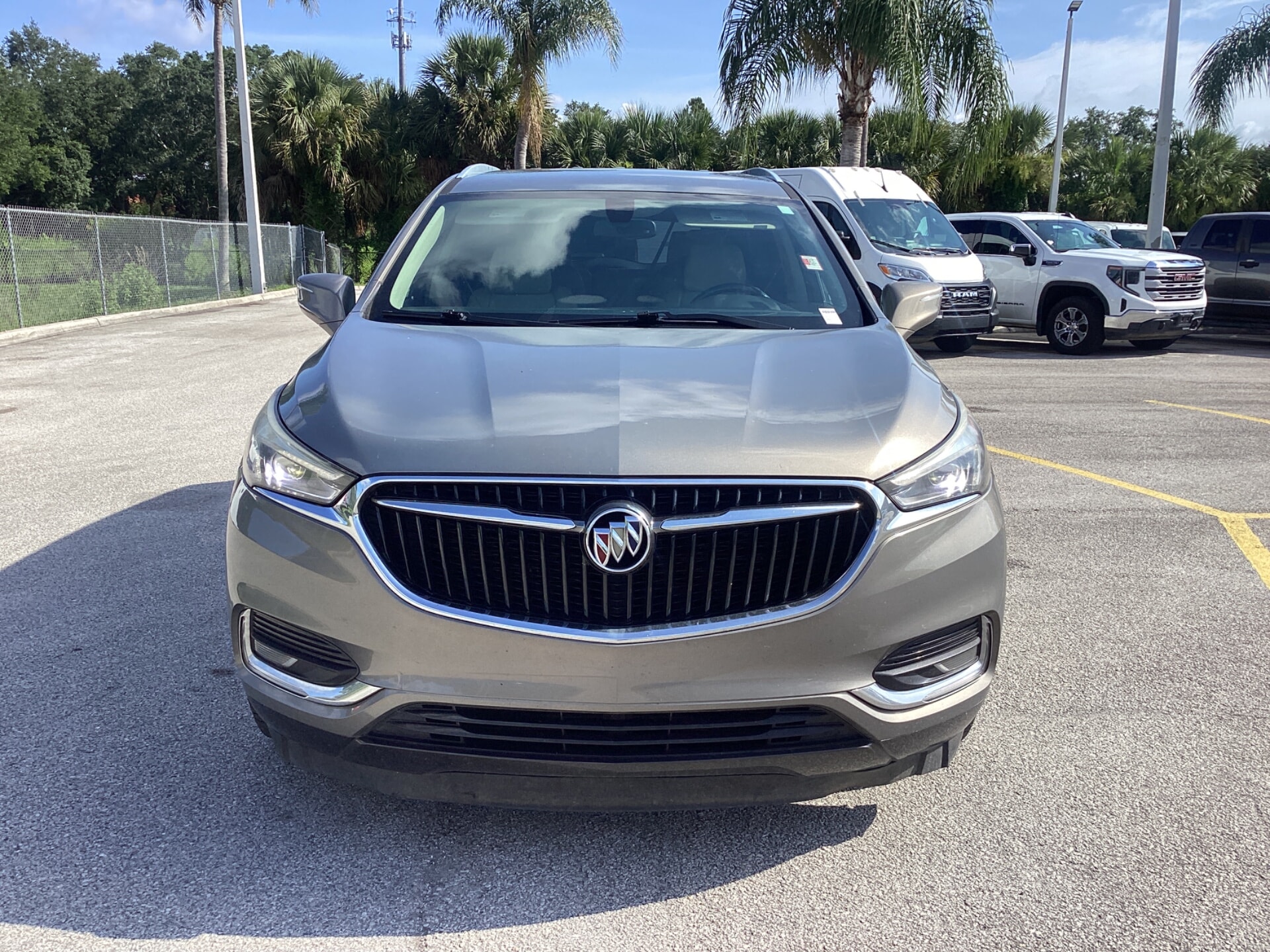 2018 Buick Enclave Essence's photo