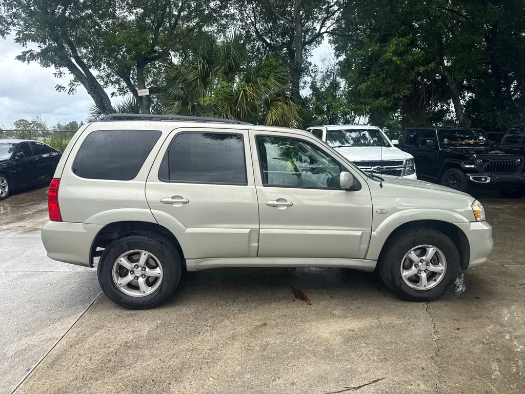 Florida Fine Cars - Used MAZDA TRIBUTE 2006 WEST PALM S