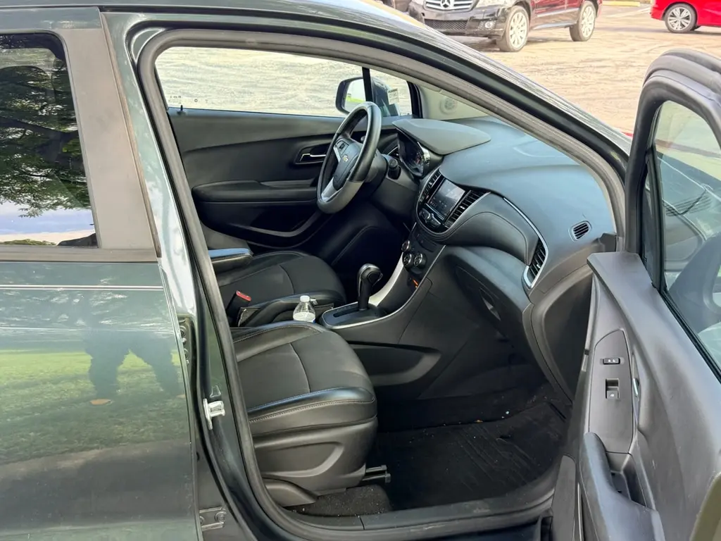 Florida Fine Cars - Used CHEVROLET TRAX 2021 MARGATE LT