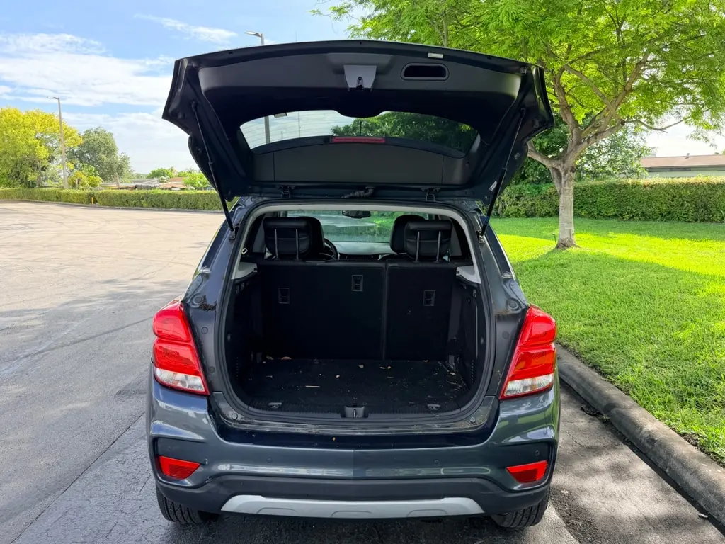 Florida Fine Cars - Used CHEVROLET TRAX 2021 MARGATE LT
