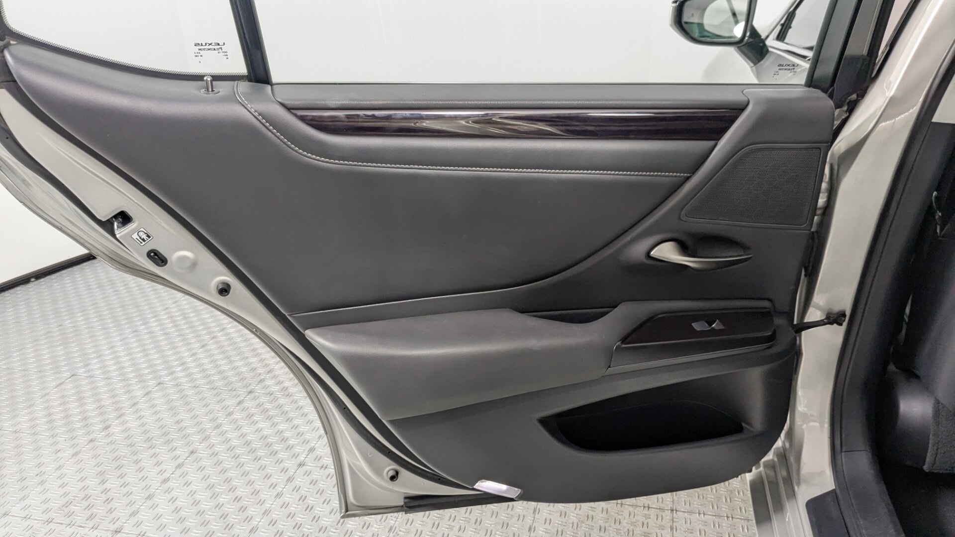 Florida Fine Cars - Used vehicle - SEDAN LEXUS ES 2019
