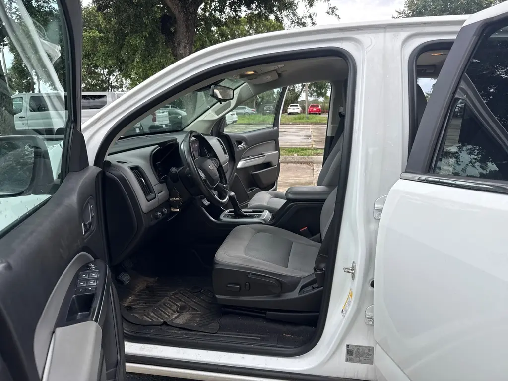 Florida Fine Cars - Used CHEVROLET COLORADO 2019 WEST PALM 4WD LT