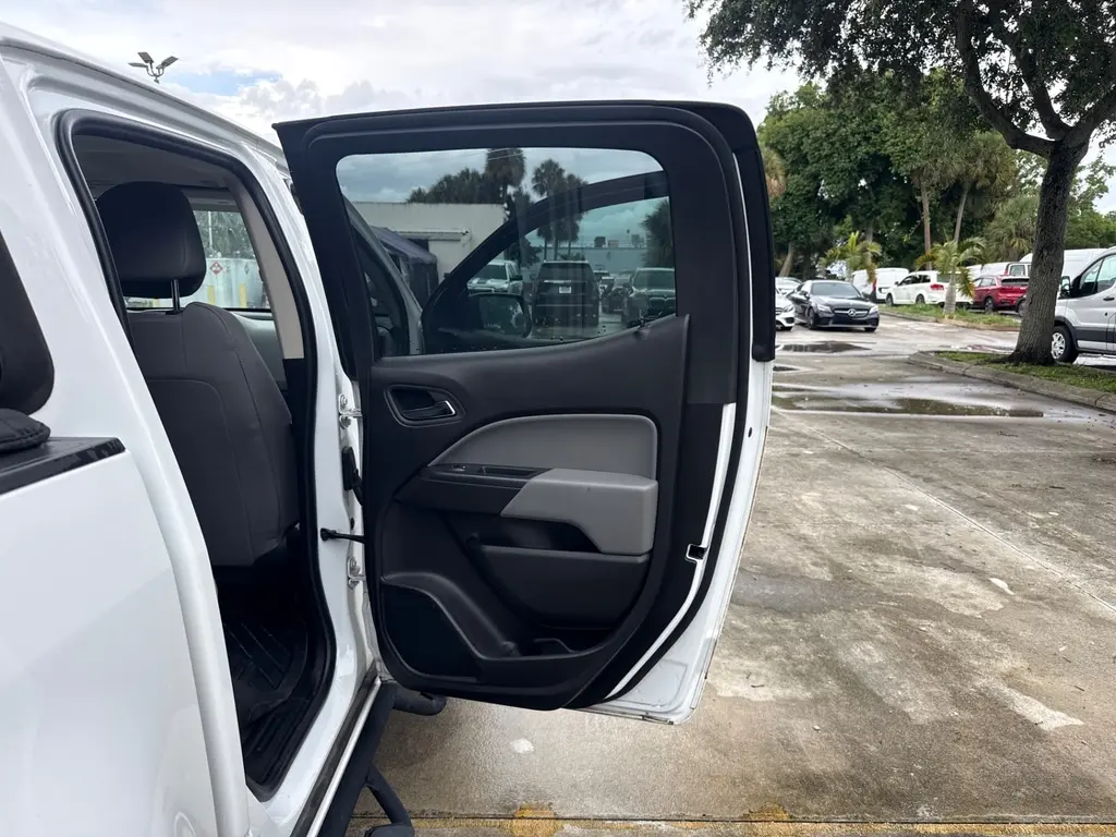Florida Fine Cars - Used CHEVROLET COLORADO 2019 WEST PALM 4WD LT