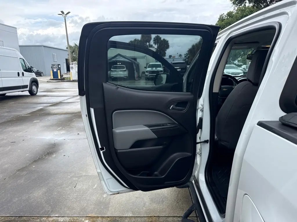 Florida Fine Cars - Used CHEVROLET COLORADO 2019 WEST PALM 4WD LT