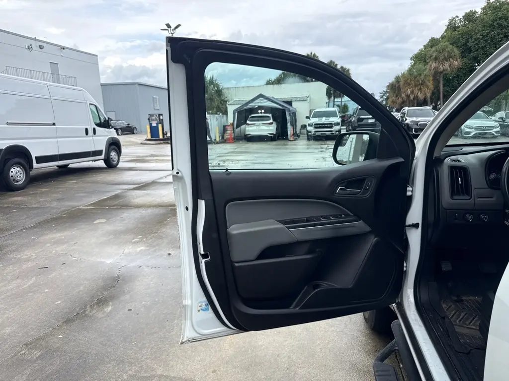 Florida Fine Cars - Used CHEVROLET COLORADO 2019 WEST PALM 4WD LT