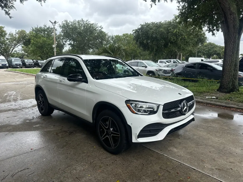 Florida Fine Cars - Used MERCEDES-BENZ GLC 2021 WEST PALM GLC 300