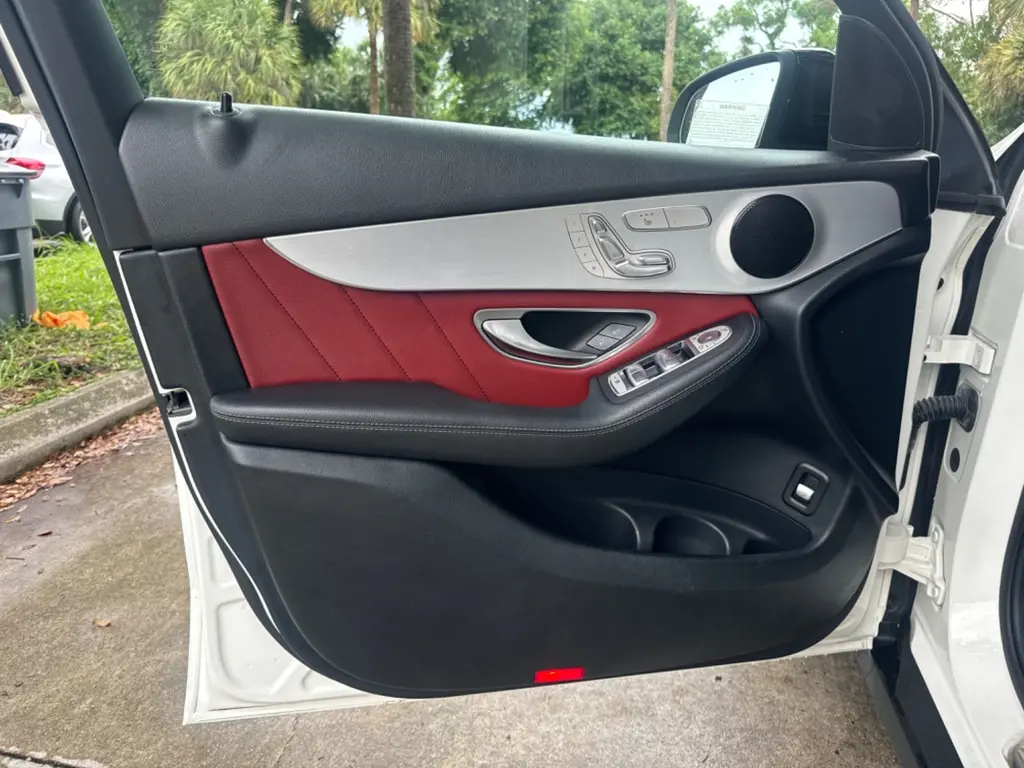 Florida Fine Cars - Used MERCEDES-BENZ GLC 2021 WEST PALM GLC 300