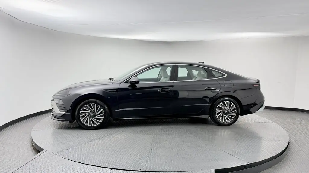 Florida Fine Cars - Used HYUNDAI SONATA HYBRID 2025 WEST PALM SEL