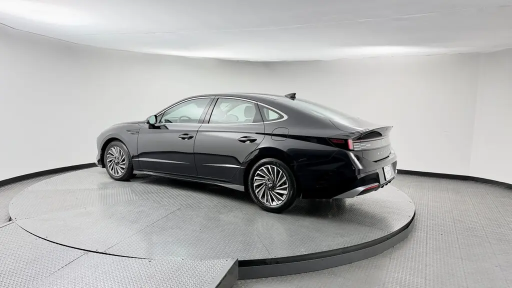 Florida Fine Cars - Used HYUNDAI SONATA HYBRID 2025 WEST PALM SEL