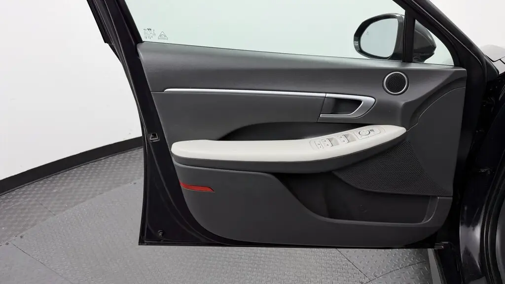 Florida Fine Cars - Used HYUNDAI SONATA HYBRID 2025 WEST PALM SEL