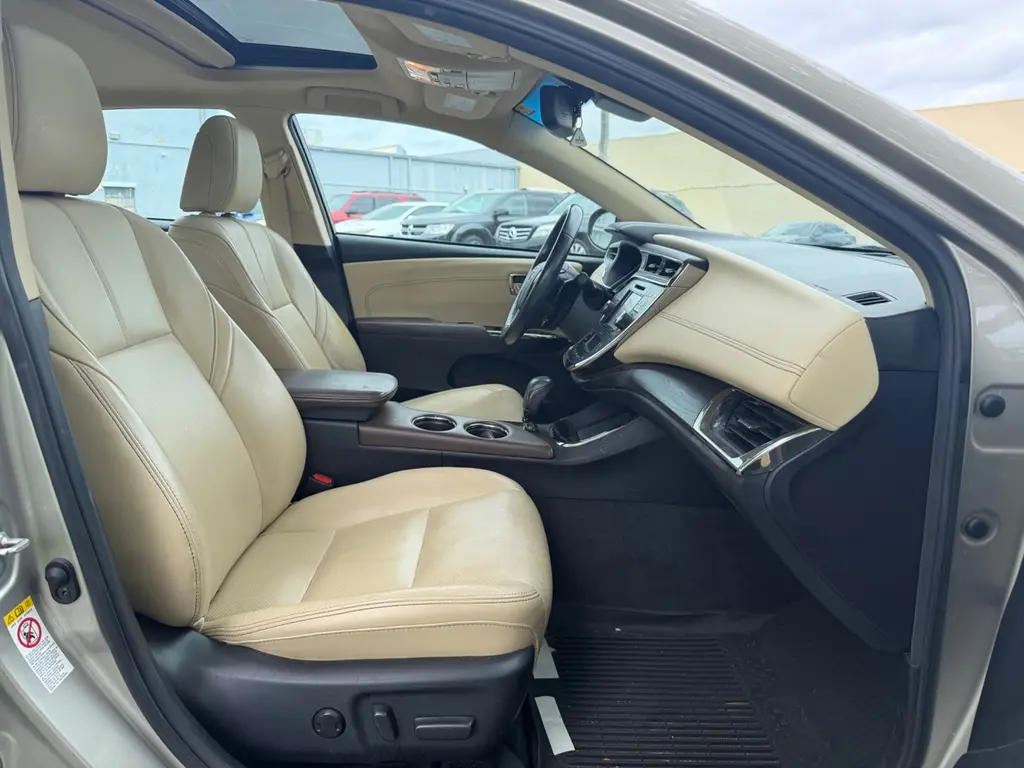 Florida Fine Cars - Used TOYOTA AVALON 2017 MIAMI XLE
