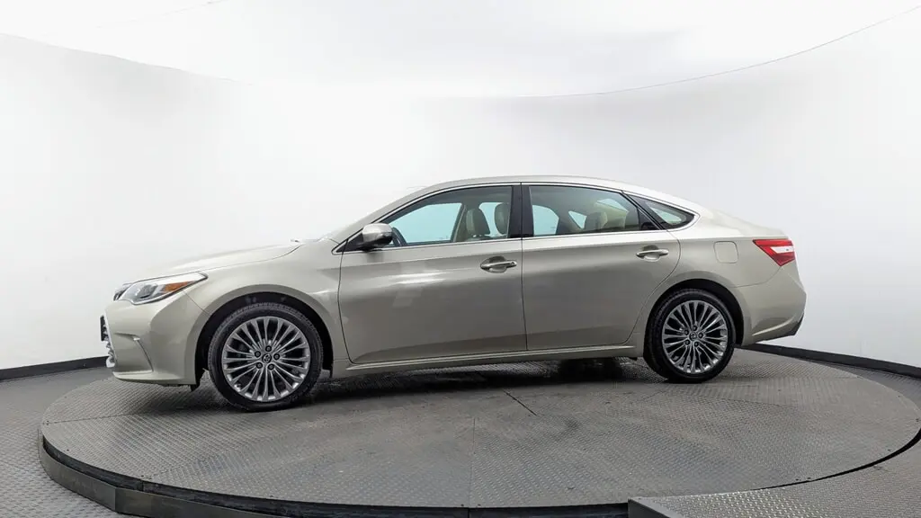 Florida Fine Cars - Used TOYOTA AVALON 2017 MIAMI XLE