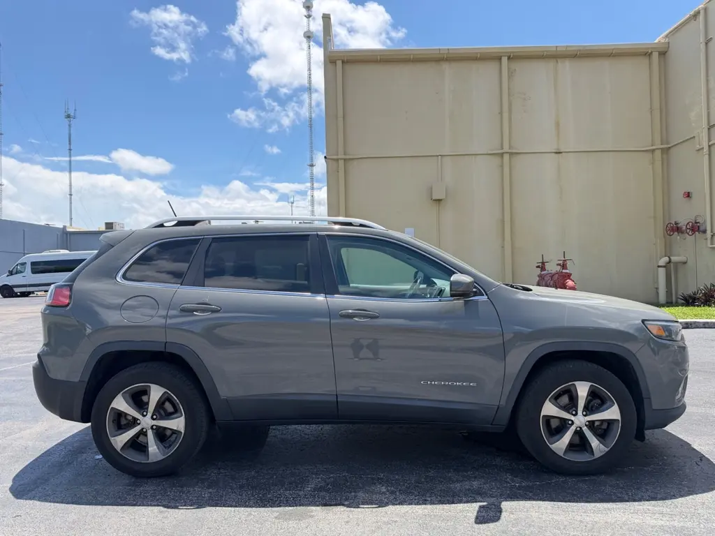 Florida Fine Cars - Used JEEP CHEROKEE 2019 MIAMI LIMITED