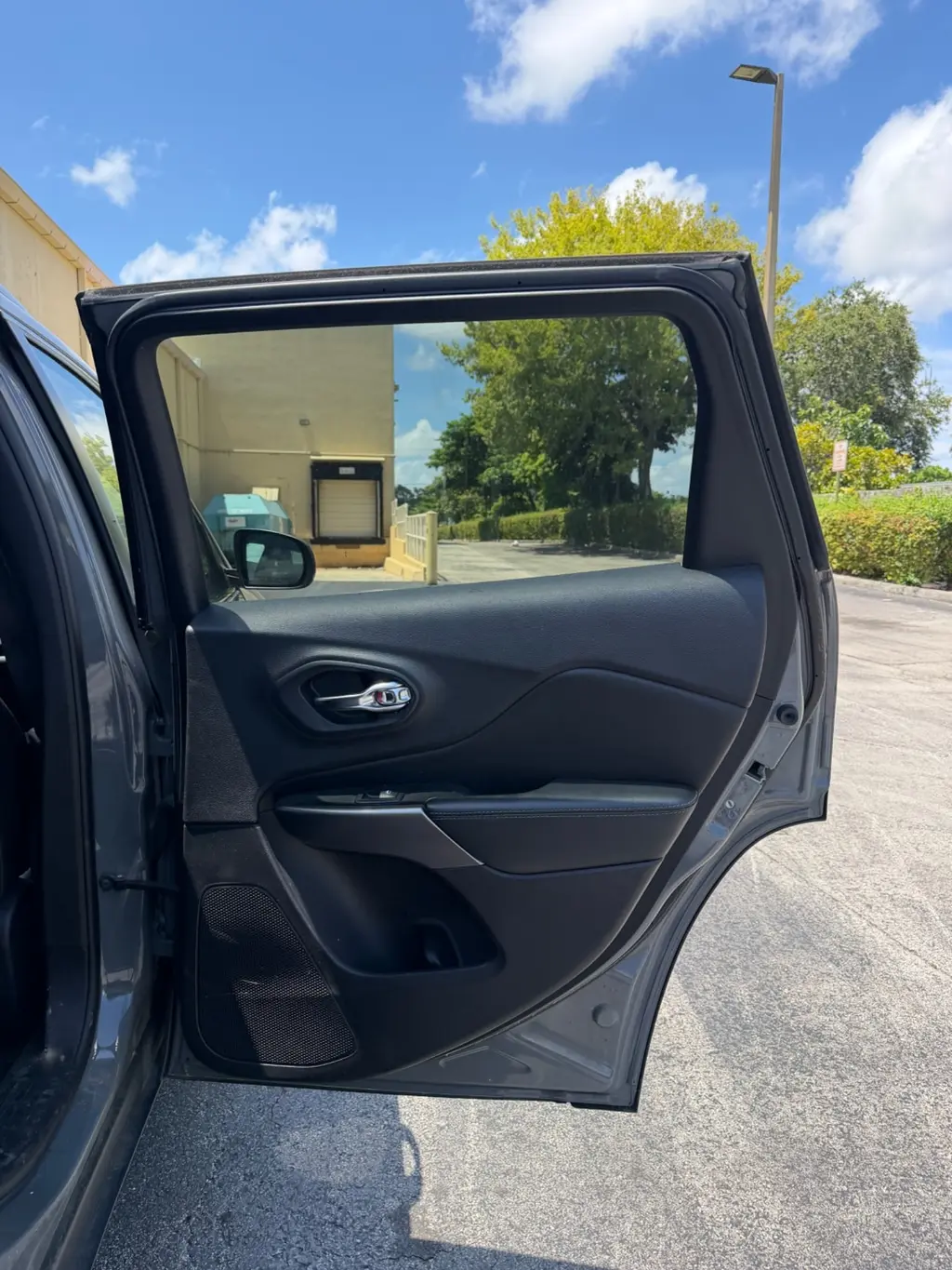 Florida Fine Cars - Used JEEP CHEROKEE 2019 MIAMI LIMITED