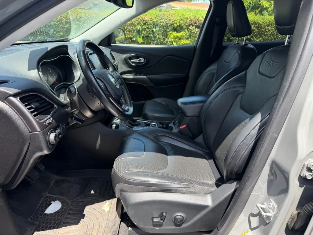 Florida Fine Cars - Used JEEP CHEROKEE 2019 MIAMI LIMITED