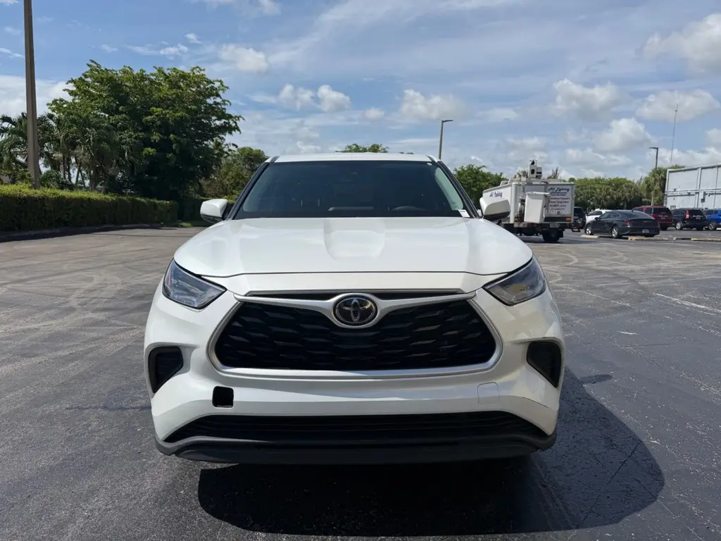 Florida Fine Cars - Used TOYOTA HIGHLANDER 2022 MIAMI L