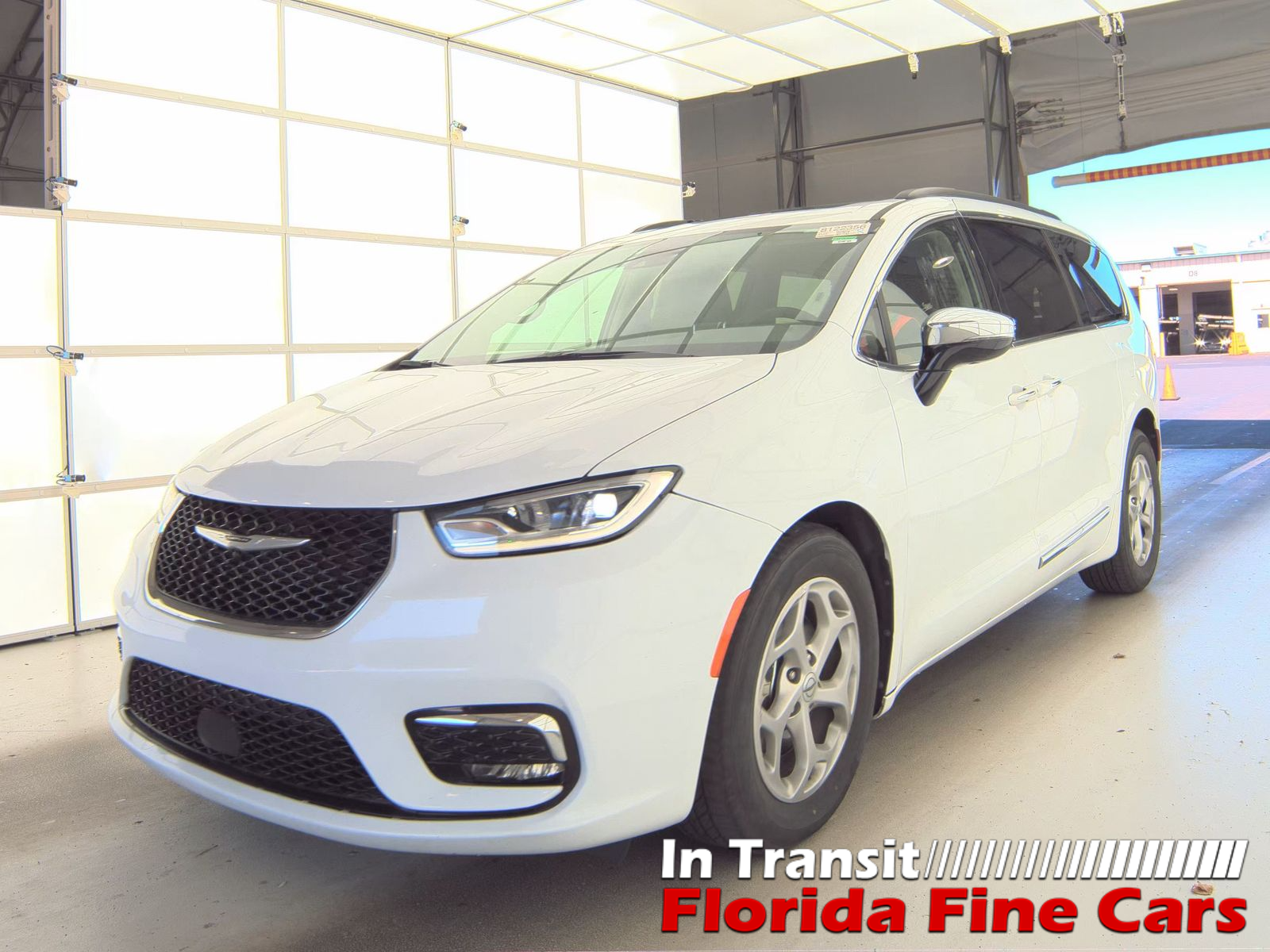 2023 Chrysler Pacifica's photo