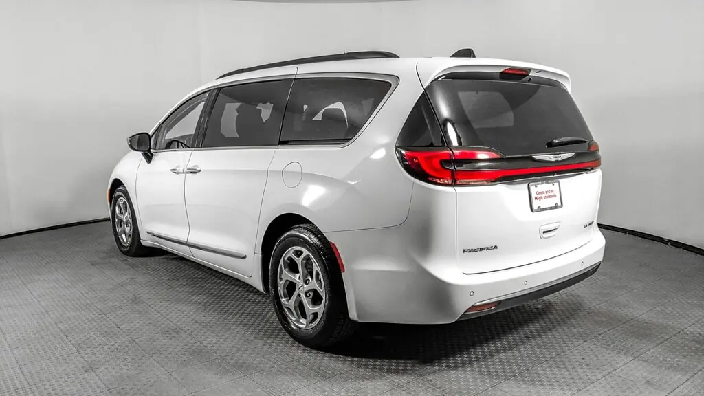 Florida Fine Cars - Used CHRYSLER PACIFICA 2023 ORLANDO LIMITED