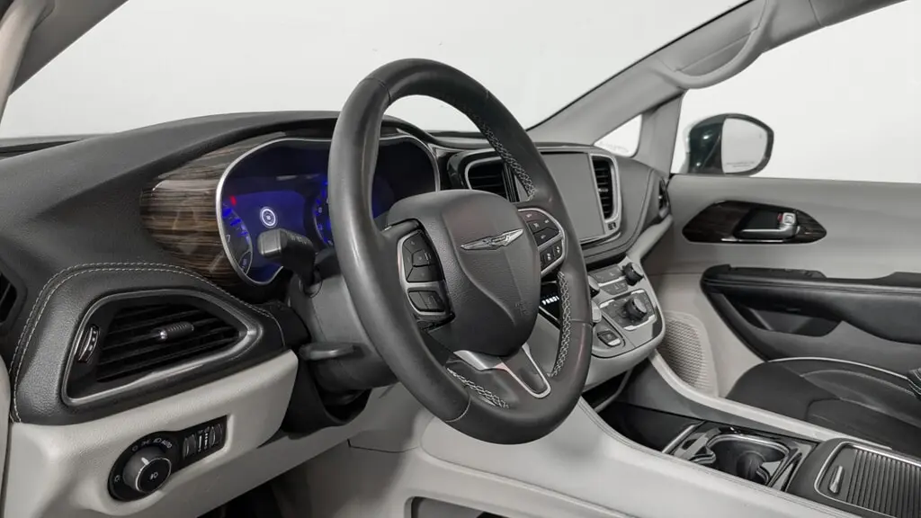 Florida Fine Cars - Used CHRYSLER PACIFICA 2023 ORLANDO LIMITED
