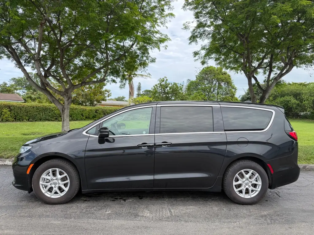 Florida Fine Cars - Used CHRYSLER PACIFICA 2023 MIAMI TOURING L