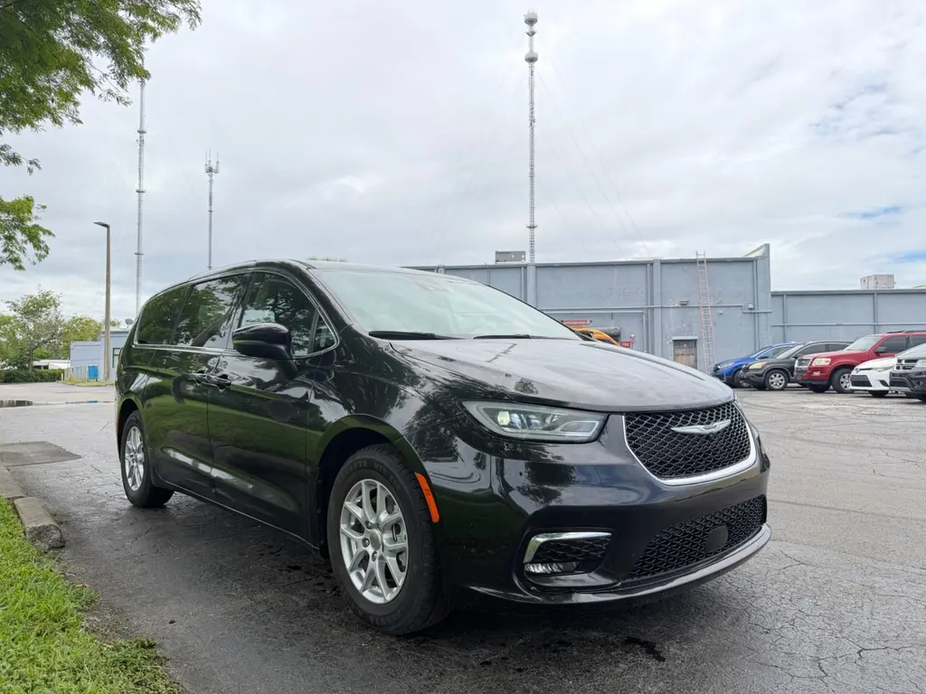 Florida Fine Cars - Used CHRYSLER PACIFICA 2023 MIAMI TOURING L