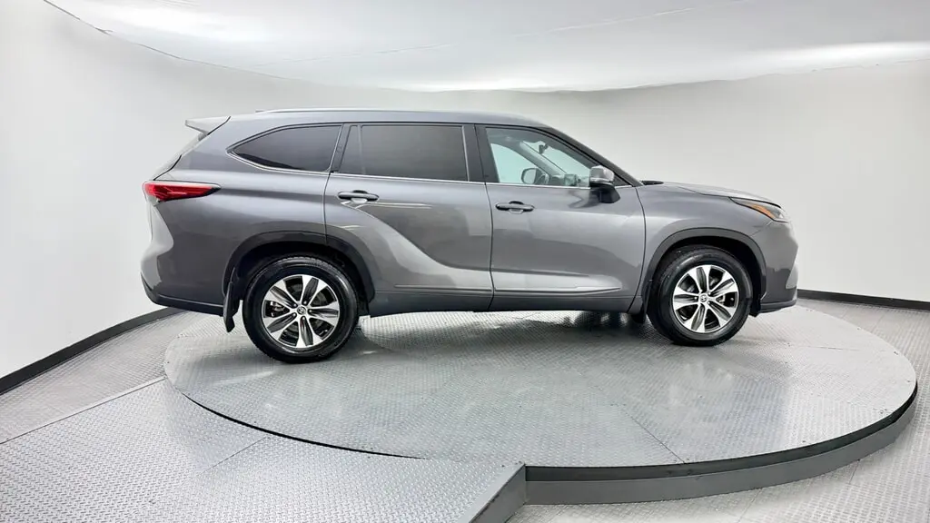 Florida Fine Cars - Used TOYOTA HIGHLANDER 2021 WEST PALM XLE