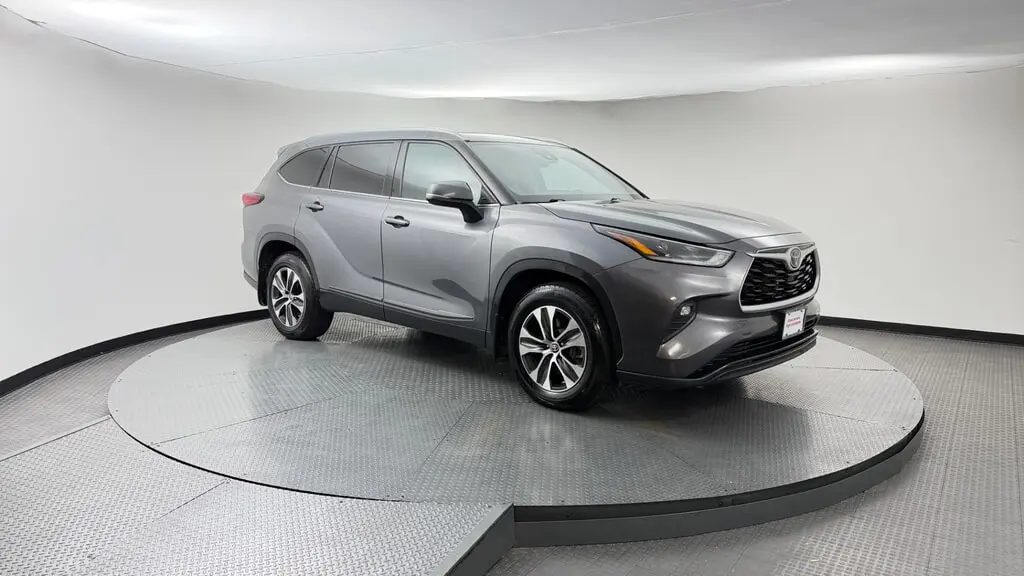 Florida Fine Cars - Used TOYOTA HIGHLANDER 2021 WEST PALM XLE