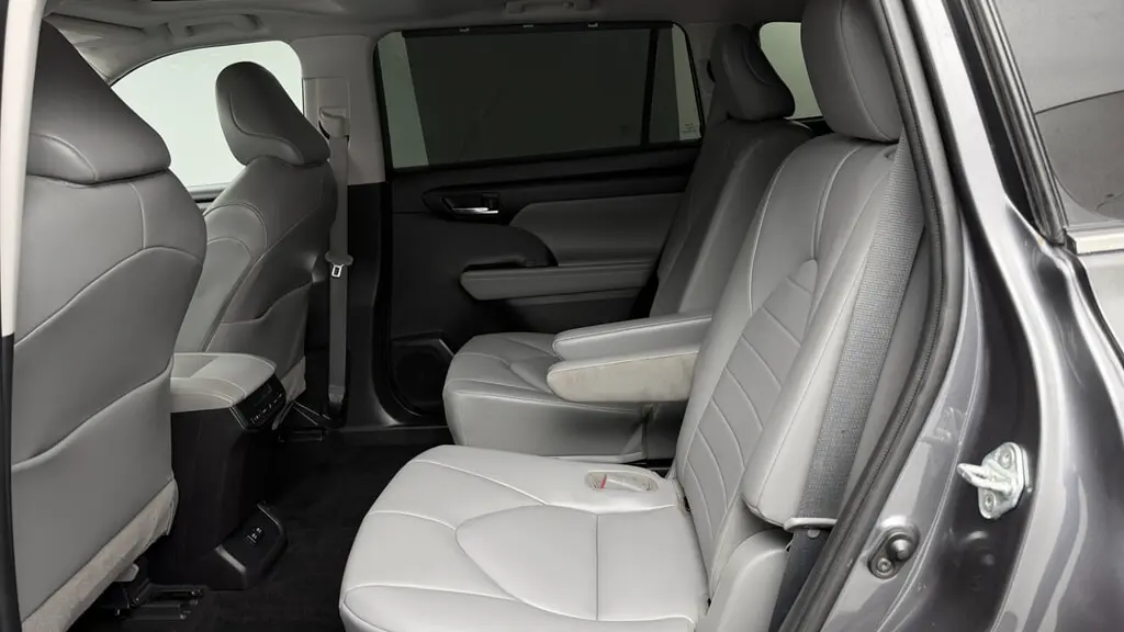 Florida Fine Cars - Used TOYOTA HIGHLANDER 2021 WEST PALM XLE