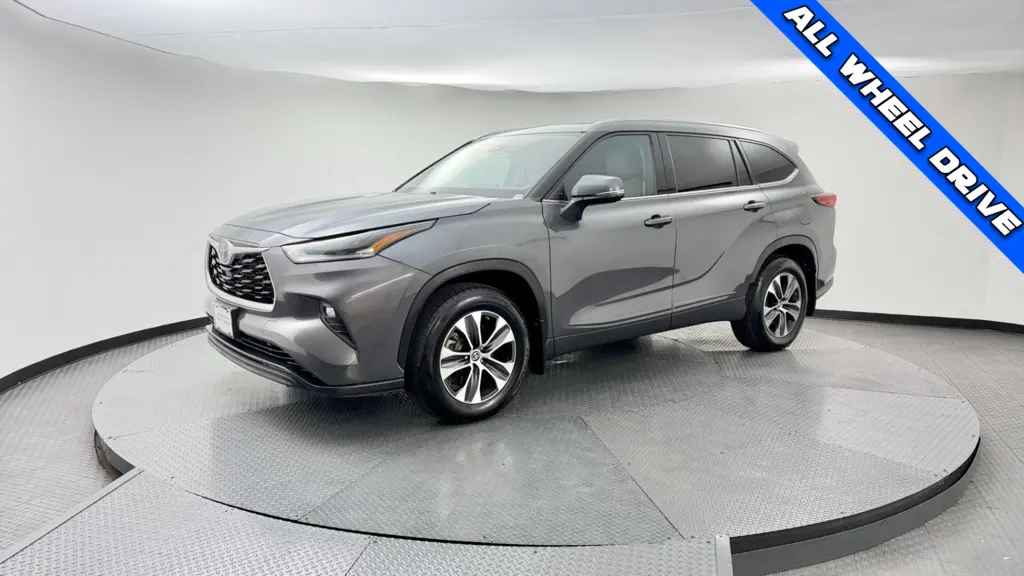 Florida Fine Cars - Used TOYOTA HIGHLANDER 2021 WEST PALM XLE