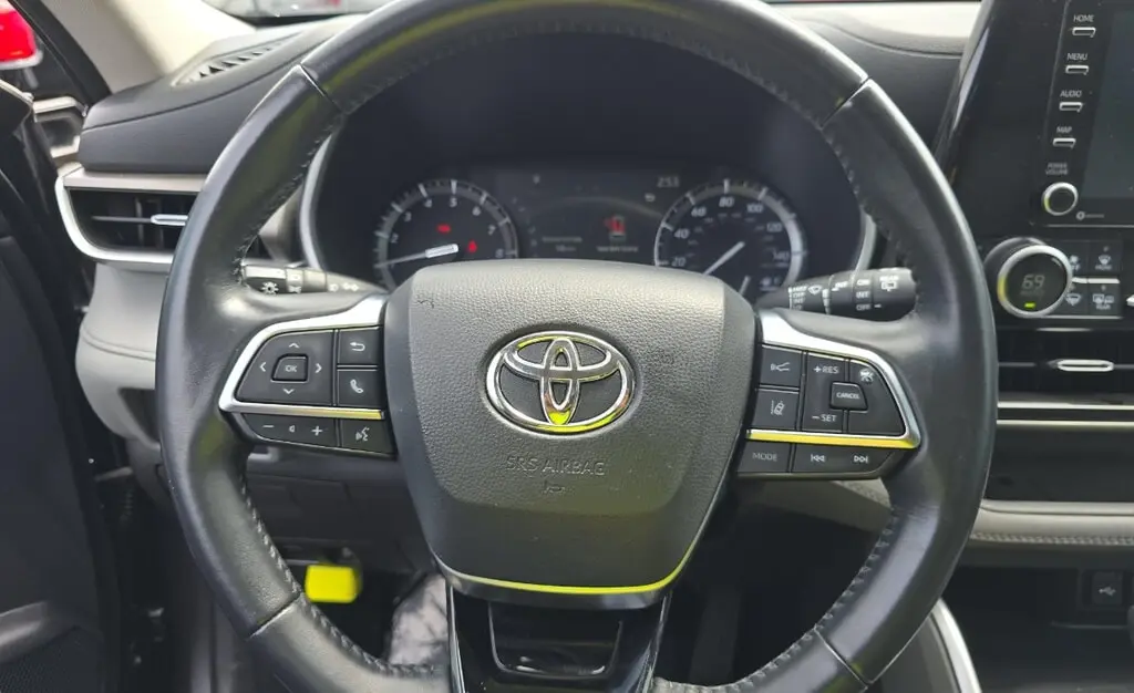 Florida Fine Cars - Used TOYOTA HIGHLANDER 2021 WEST PALM XLE