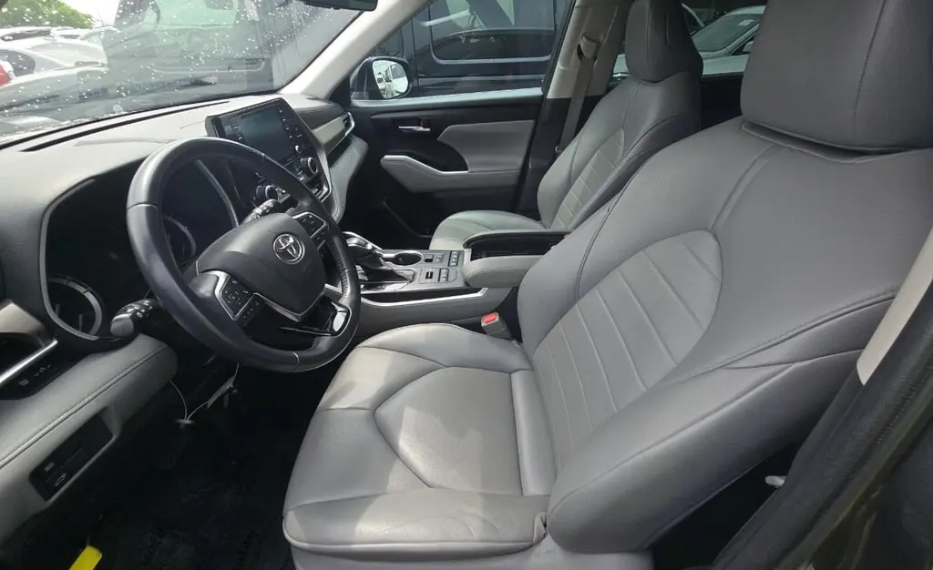 Florida Fine Cars - Used TOYOTA HIGHLANDER 2021 WEST PALM XLE