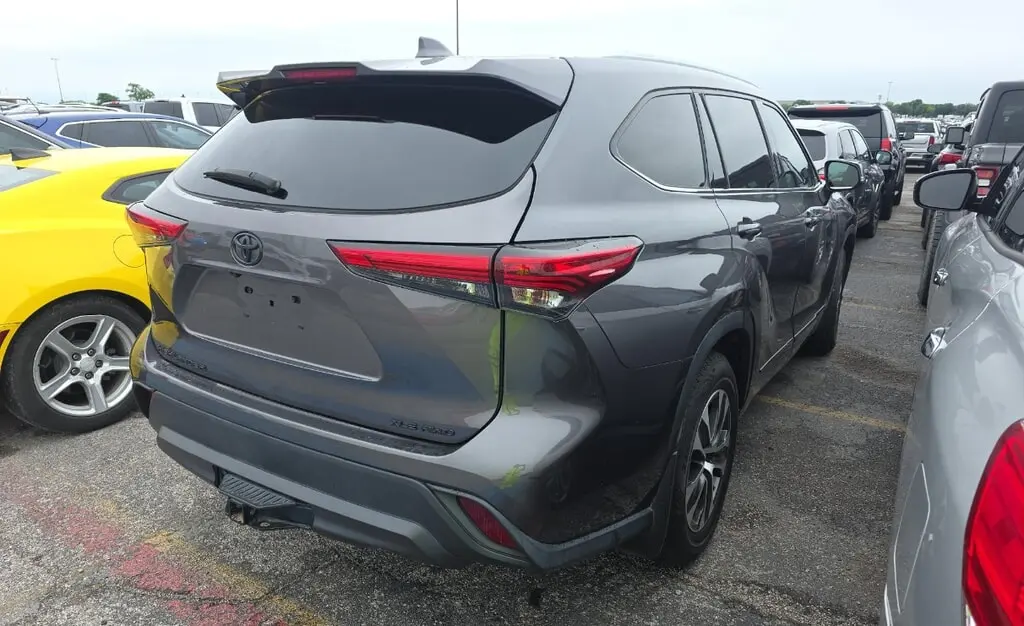 Florida Fine Cars - Used TOYOTA HIGHLANDER 2021 WEST PALM XLE
