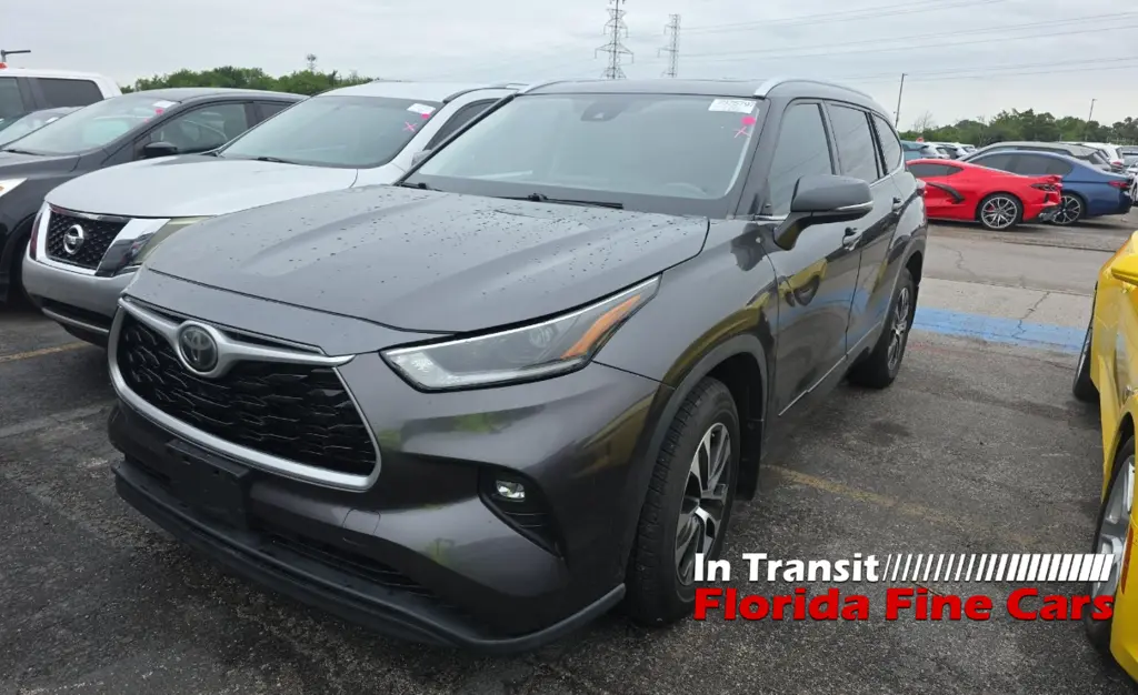 Florida Fine Cars - Used TOYOTA HIGHLANDER 2021 WEST PALM XLE