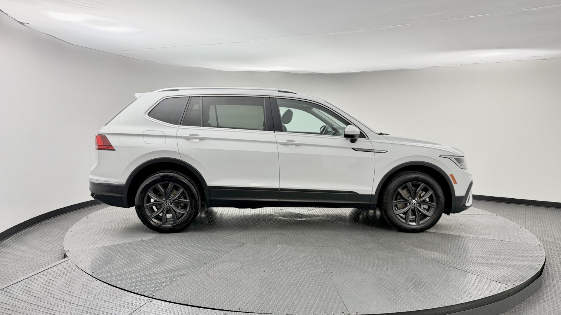 Florida Fine Cars - Used vehicle - SUV VOLKSWAGEN TIGUAN 2024