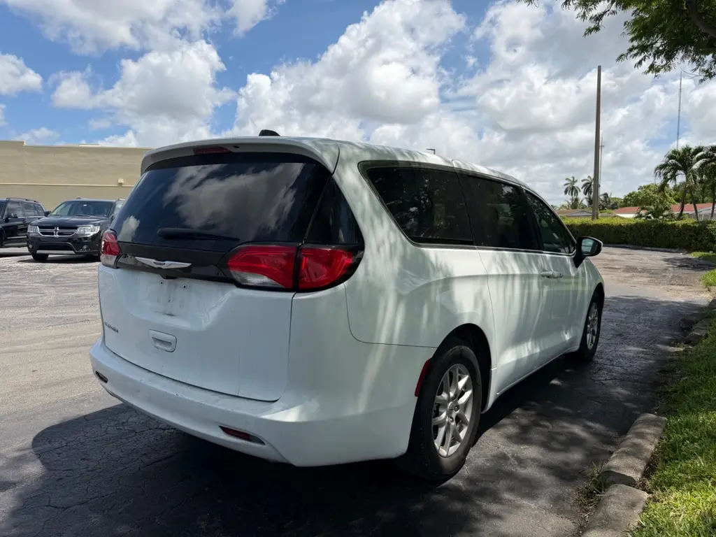 Florida Fine Cars - Used CHRYSLER VOYAGER 2023 MARGATE LX