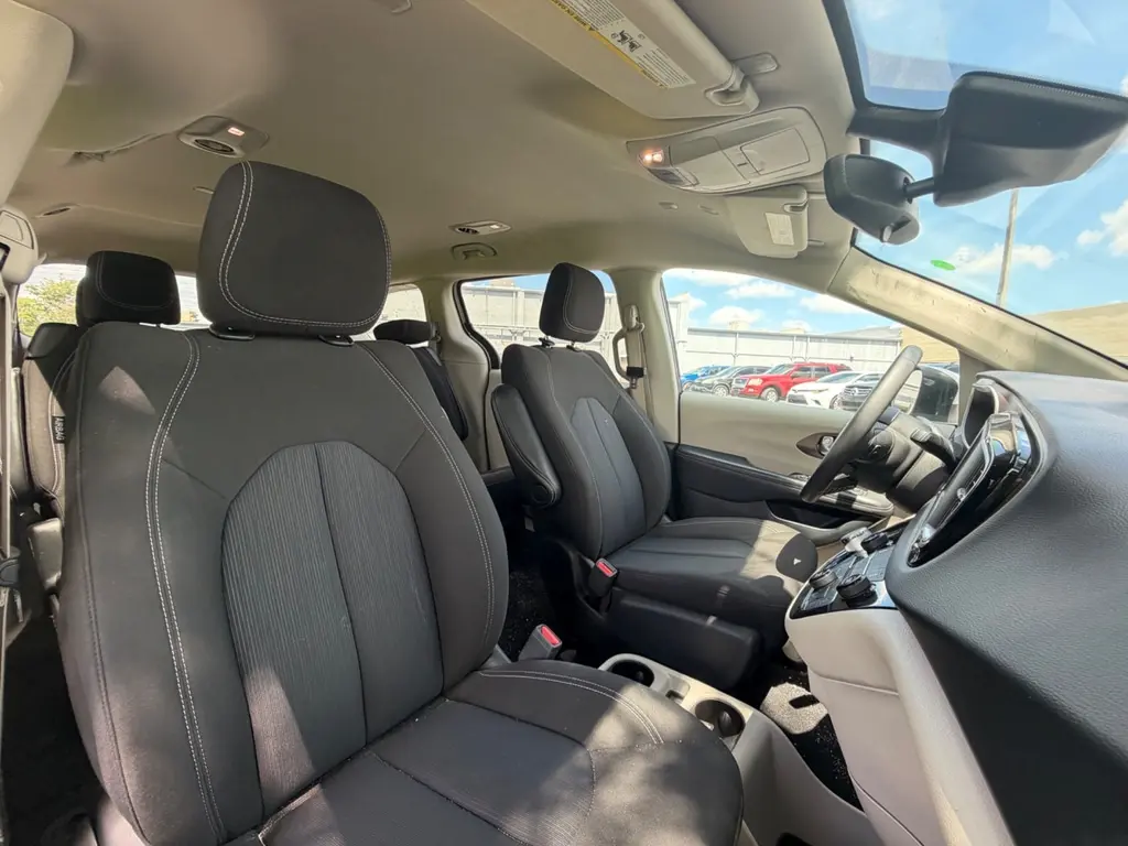Florida Fine Cars - Used CHRYSLER VOYAGER 2023 MARGATE LX