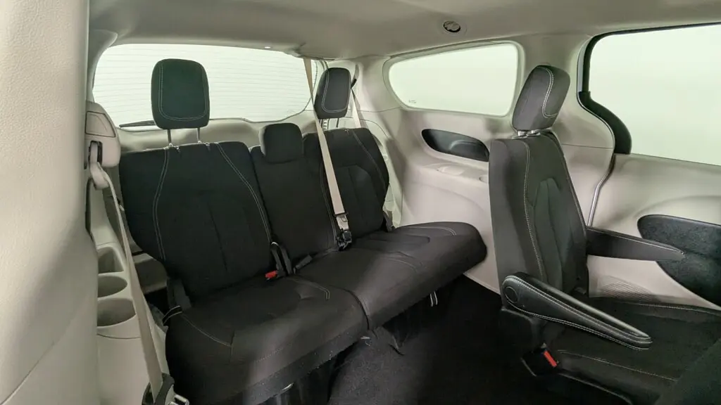 Florida Fine Cars - Used CHRYSLER VOYAGER 2023 ORLANDO LX