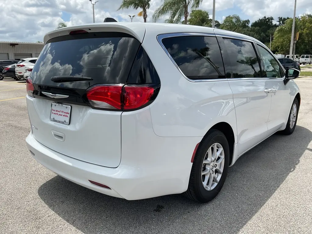 Florida Fine Cars - Used CHRYSLER VOYAGER 2023 ORLANDO LX