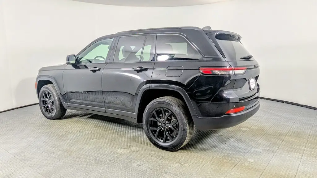 Florida Fine Cars - Used JEEP GRAND CHEROKEE 2024 ORLANDO ALTITUDE