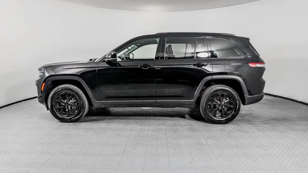 Florida Fine Cars - Used JEEP GRAND CHEROKEE 2024 ORLANDO ALTITUDE