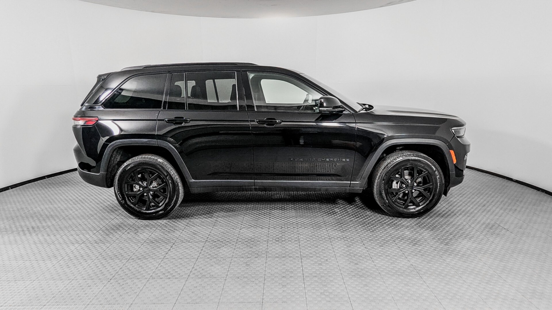 Florida Fine Cars - Used vehicle - SUV JEEP GRAND CHEROKEE 2024