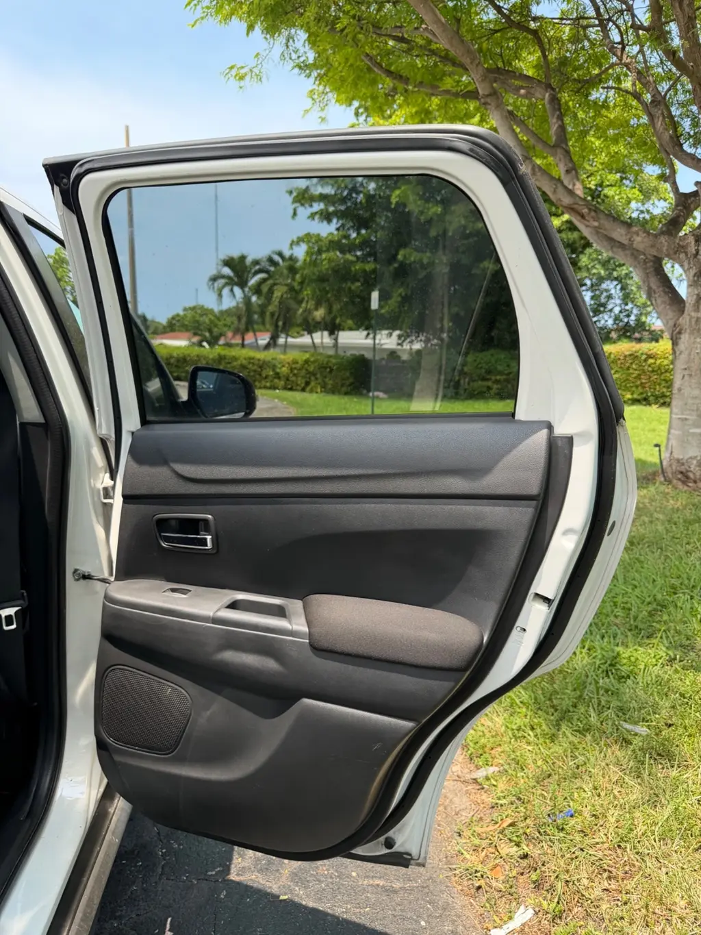 Florida Fine Cars - Used MITSUBISHI OUTLANDER SPORT 2019 MIAMI ES 2.0