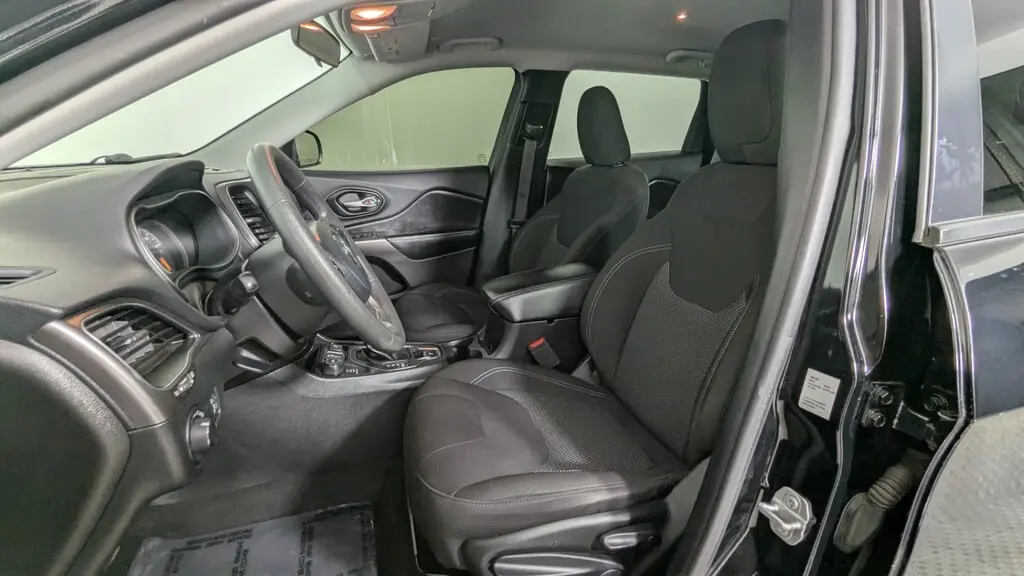 Florida Fine Cars - Used JEEP CHEROKEE 2020 ORLANDO LATITUDE