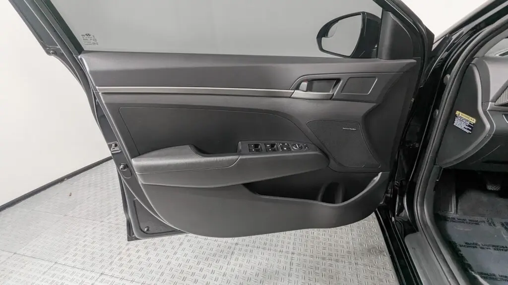 Florida Fine Cars - Used HYUNDAI ELANTRA 2018 ORLANDO SE