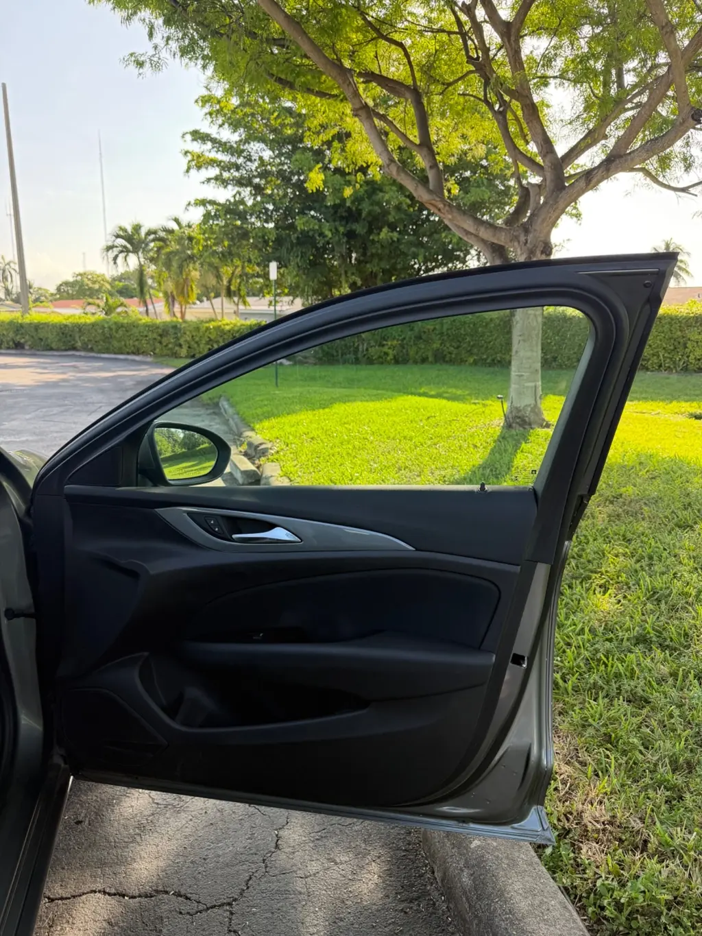 Florida Fine Cars - Used BUICK REGAL SPORTBACK 2018 MARGATE PREFERRED