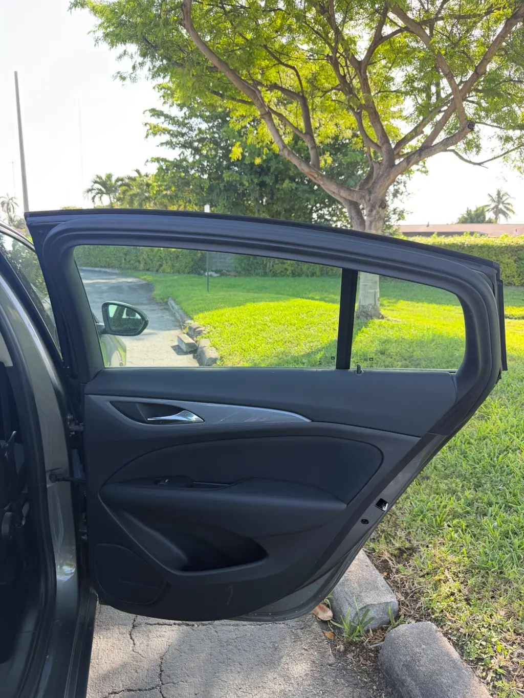 Florida Fine Cars - Used BUICK REGAL SPORTBACK 2018 MARGATE PREFERRED