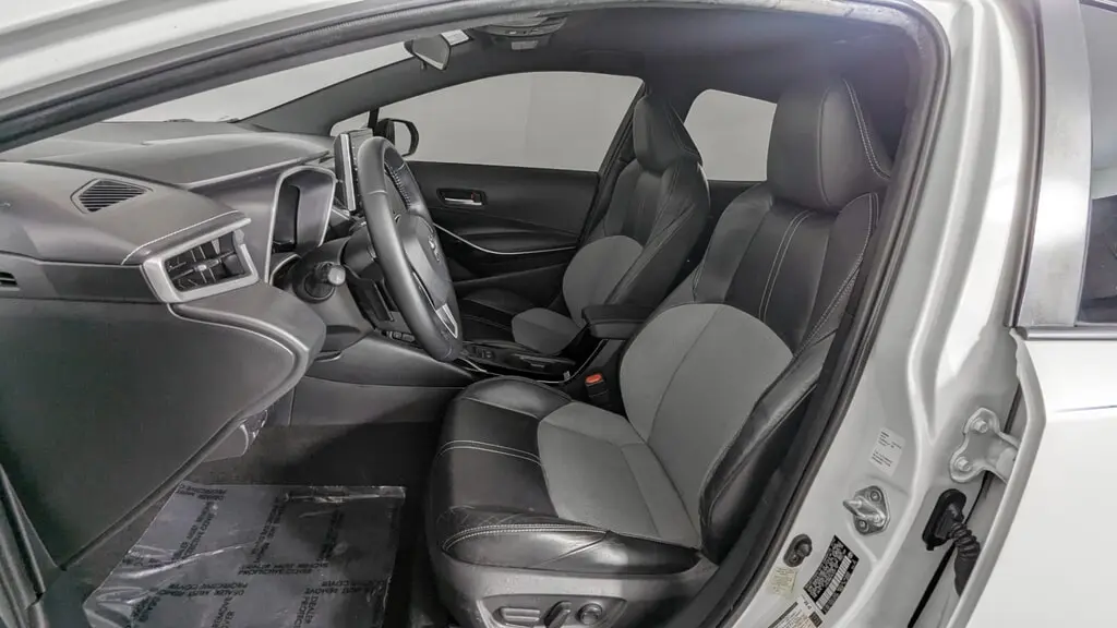 Florida Fine Cars - Used TOYOTA COROLLA HATCHBACK 2019 ORLANDO XSE