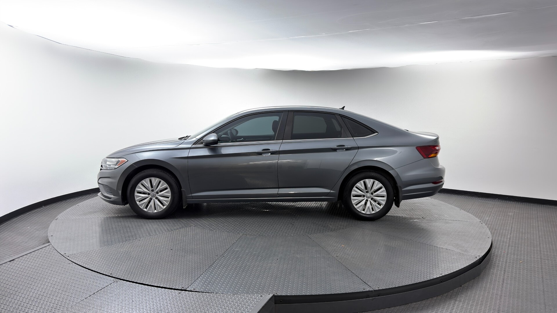 Florida Fine Cars - Used vehicle - SEDAN VOLKSWAGEN JETTA 2019